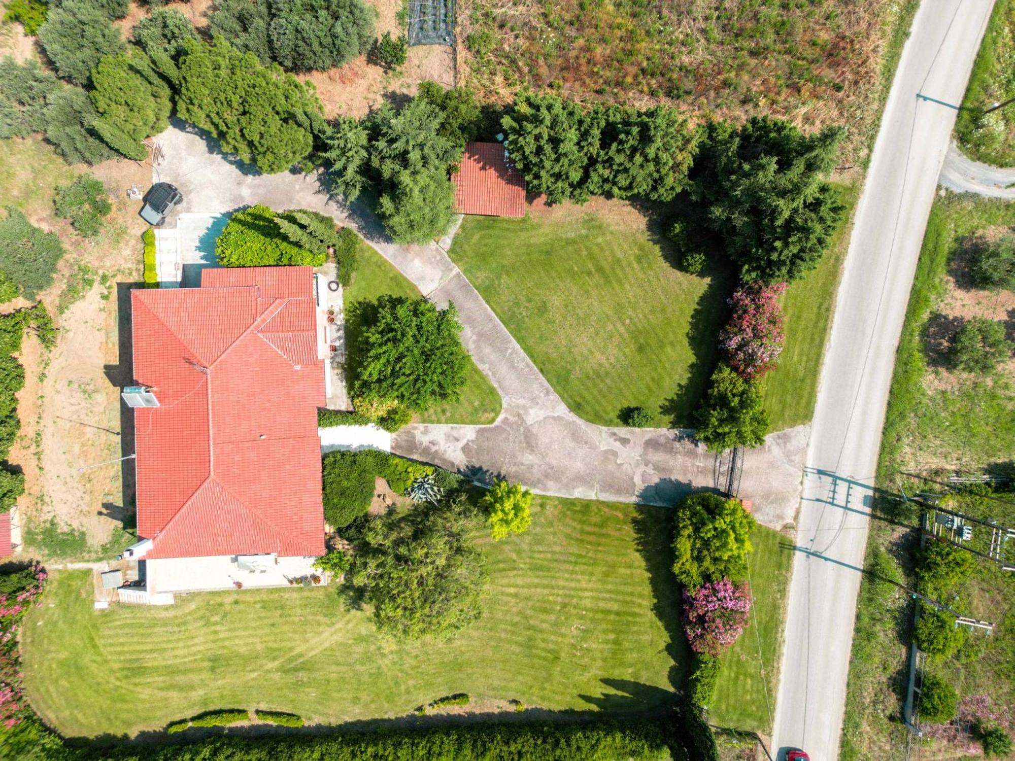 Villa Bougainvillea Epanomí Buitenkant foto